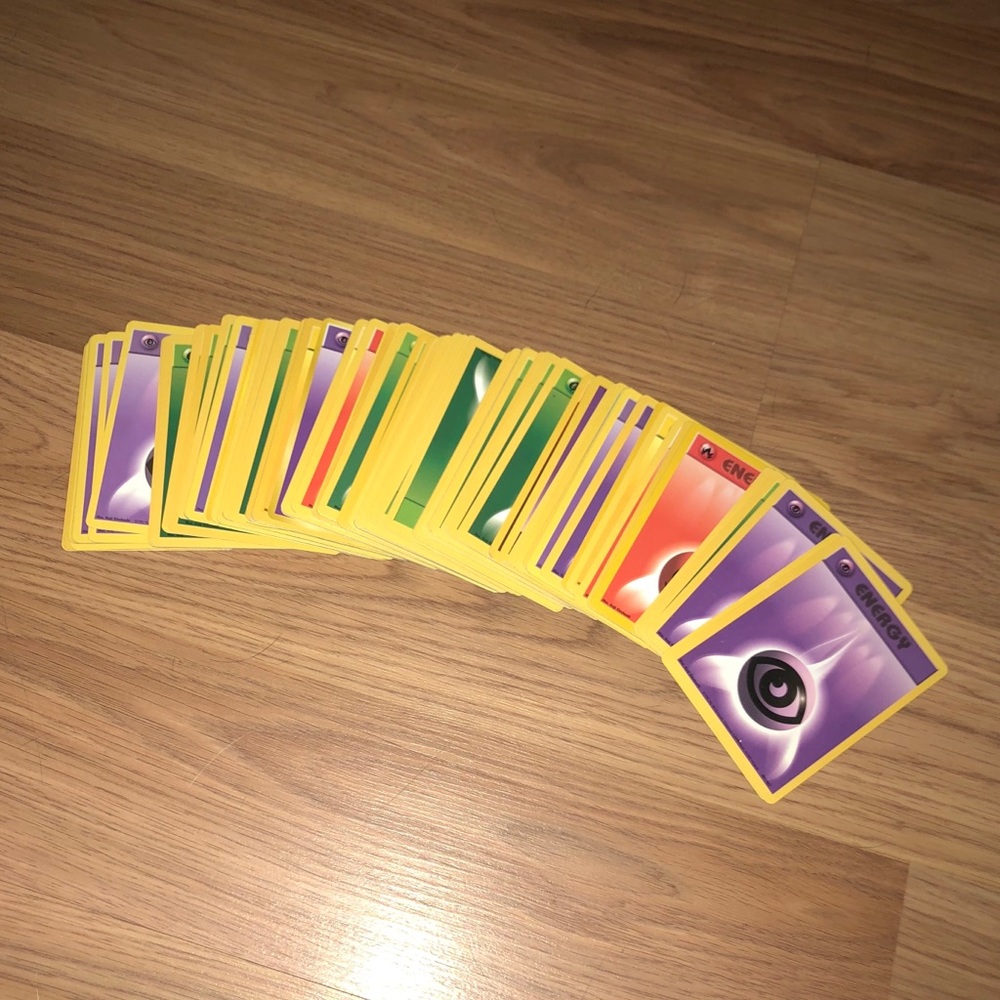 Pokémon Energy Cards (90-100 ct.)